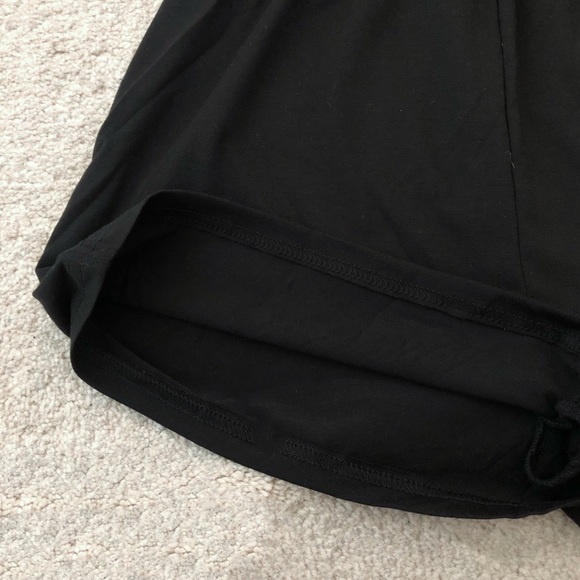 2 for $25🌼 SHEIN Black Keyhole back Halter Romper - Picture 9 of 10